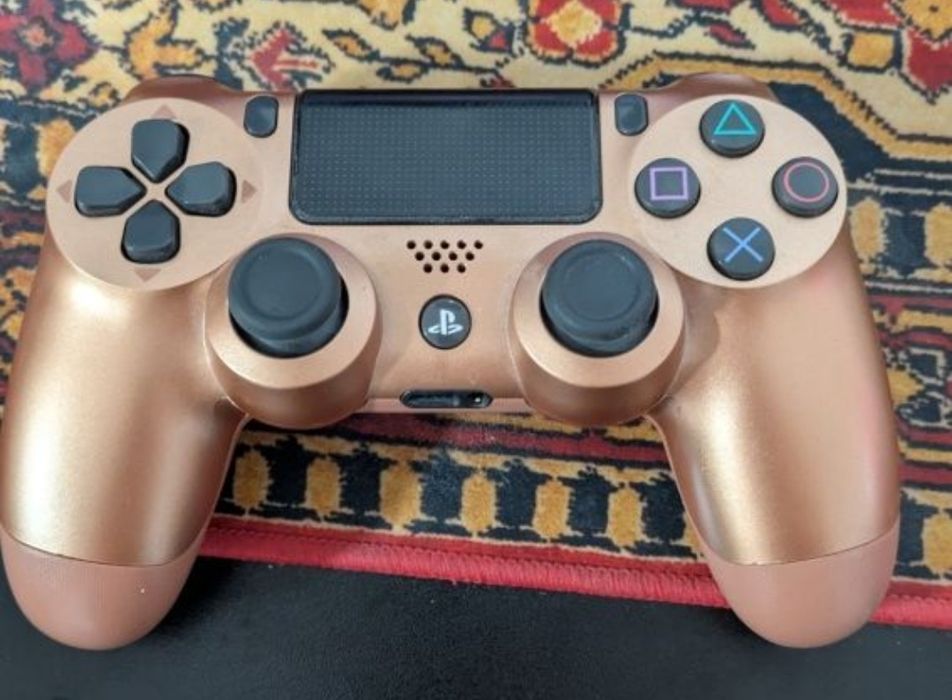 Vand controller ps4 URGENT!!