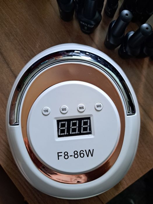 Лампа и нови гел лакове