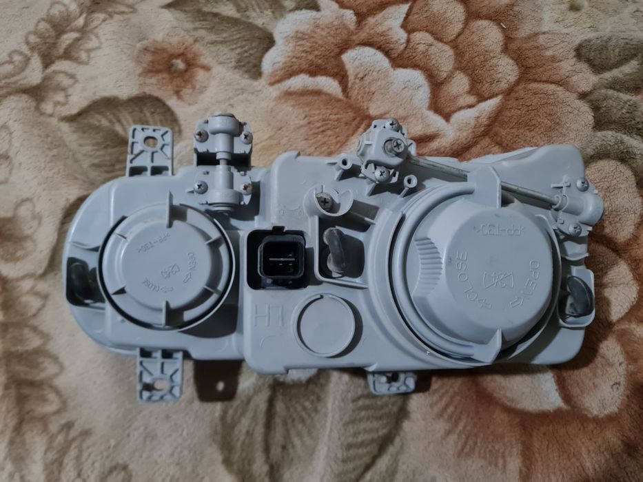 Фара на хрустальная Damas