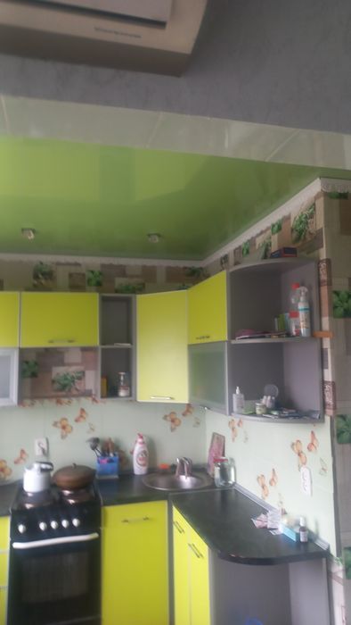 Продам двухкомнатную  квартиру