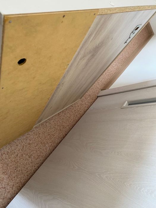 Зеркальный шкаф для ванной