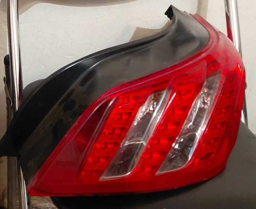 Stop dreapta Peugeot 508 2011-2014