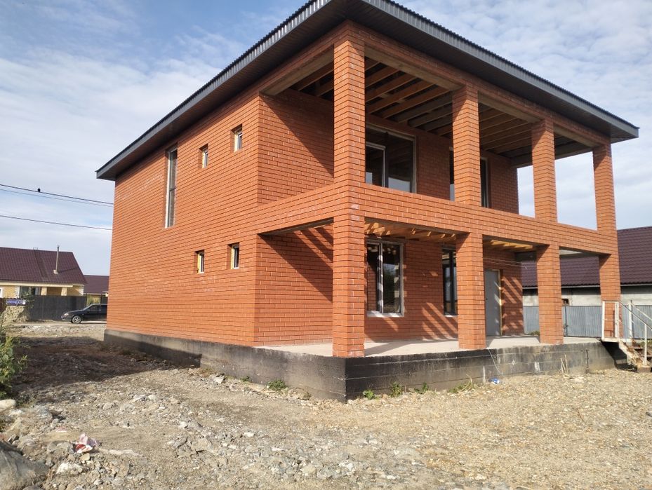 Продам 2х этажный дом