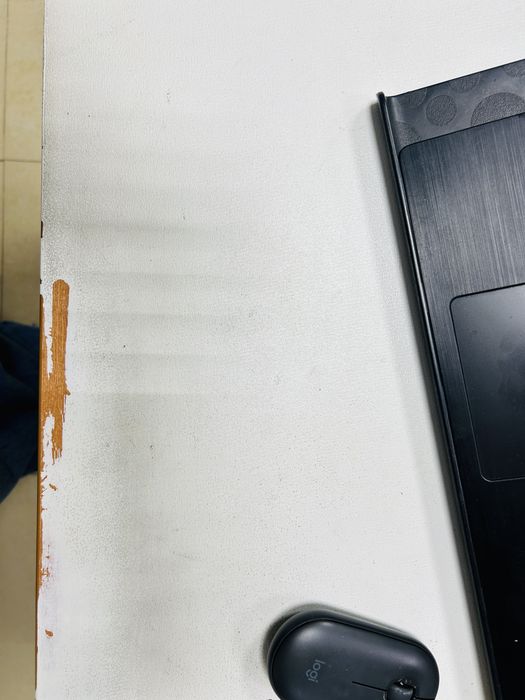 Стол офисный белый