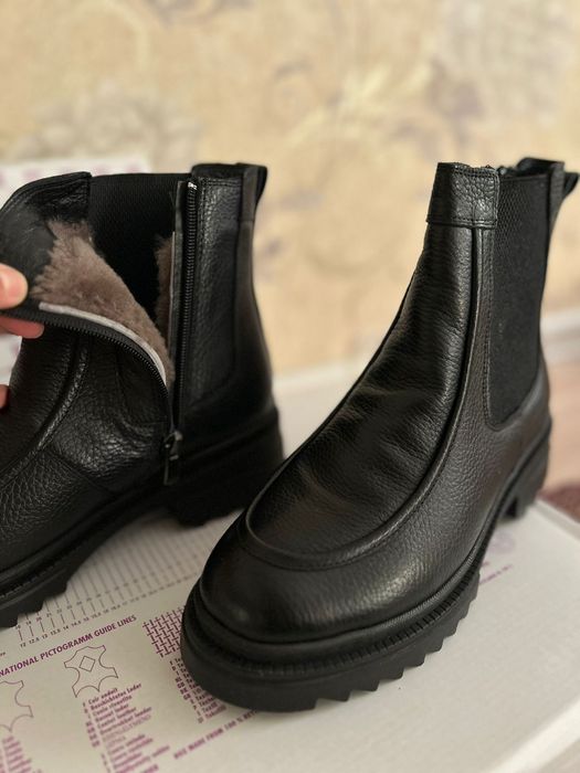 Продается зимний сапоги