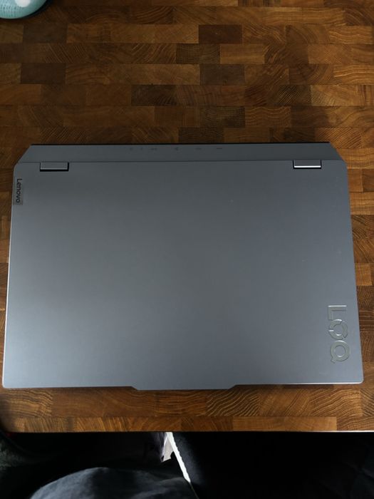 Laptop Gaming Lenovo LOQ 15 ARP9