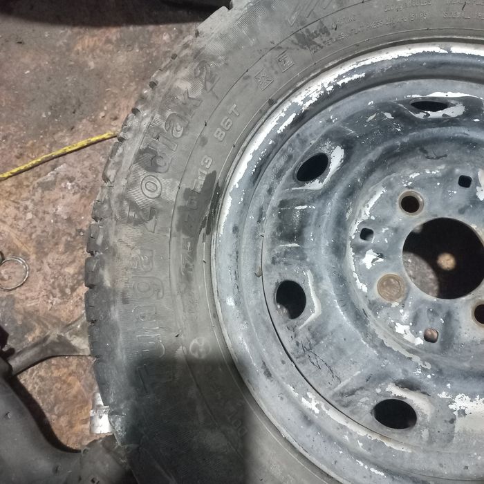 Продам комплект летней резины 4 100