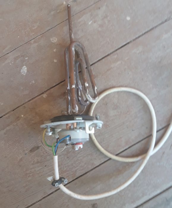 Ariston teni, termo dachik krishka sbori