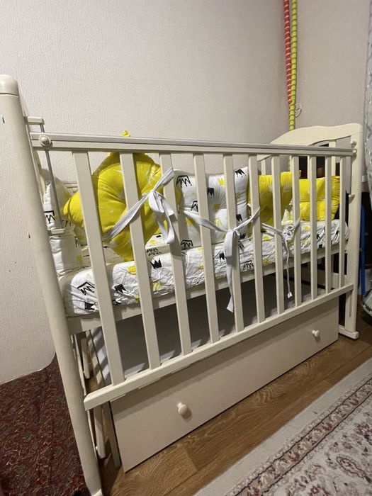 Продам детскую кроватку