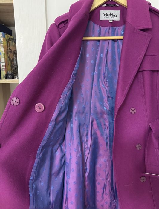 Продам пальто осеннее