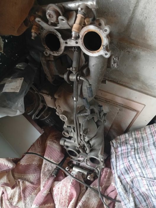 Двигатель Субару с новесным.