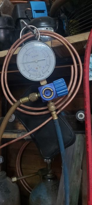 Цифровой манометр