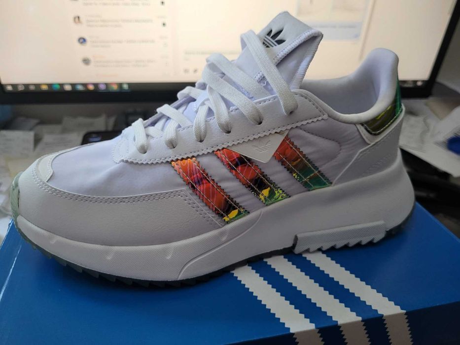 Оригинални дамски обувки  ADIDAS RETROPY F2    EU38 -40