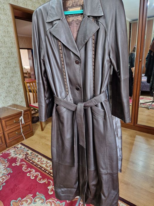 Дубленка , плащи