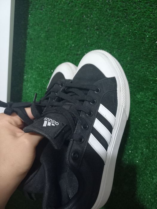 Дамски сникърси обувки адидас / Adidas