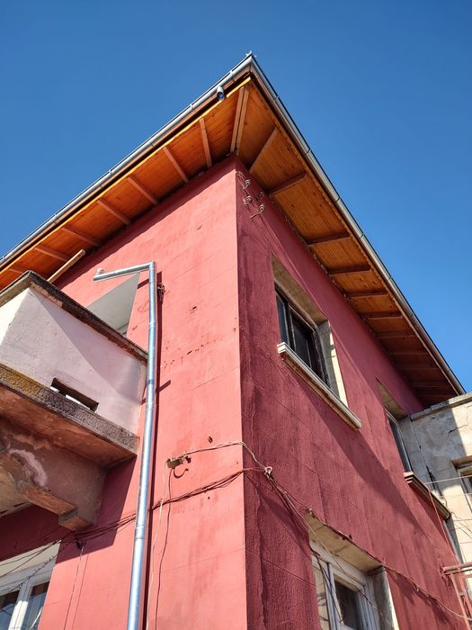 Продава се Къща в Павликени - 800 кв.м за 73 €/кв.м - Снимка #2