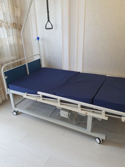 Кровать медицинская