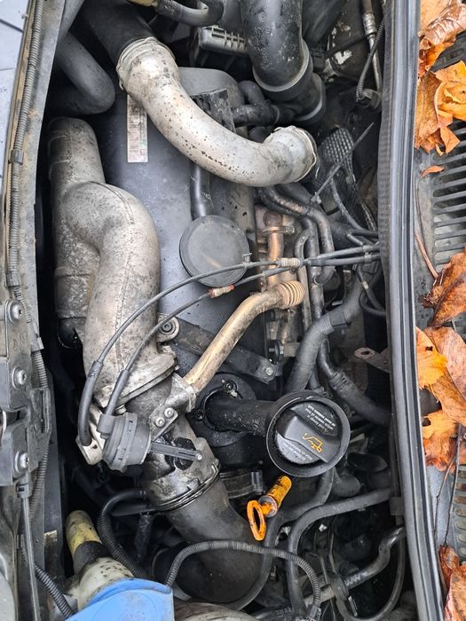 Elemente Caroserie VW Transporter T5 2.5TDi 96kw 131cp Tip AXD