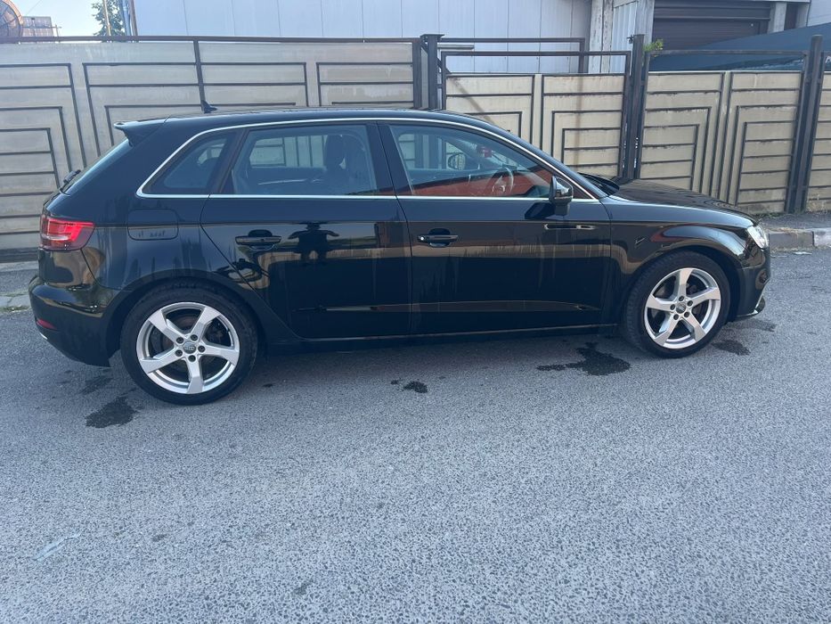 Vând Audi A3 2020
