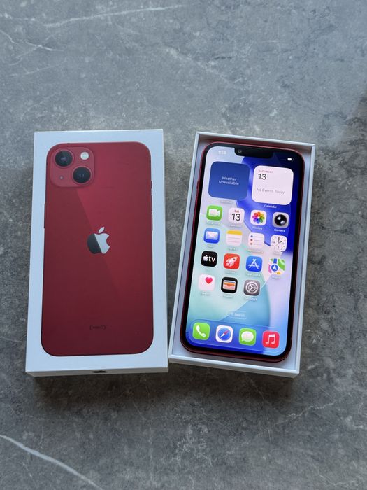 iPhone 13 128GB Red Product