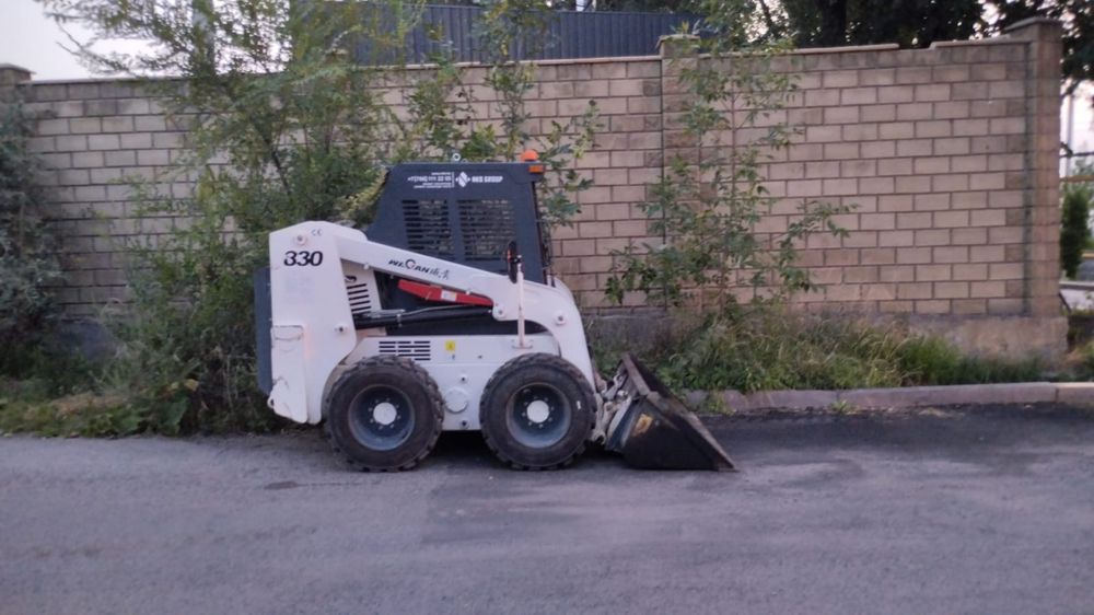 Услуги мини погрузчик Бобкат