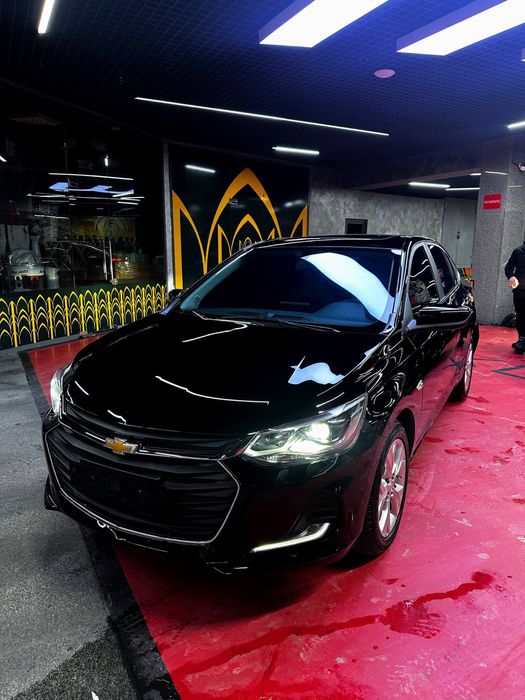 Срочно продам Onix Premier 2 Turbo AT