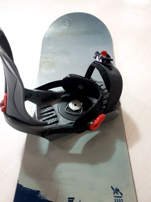 Snowboard Rome Artifact L159cm + legaturi