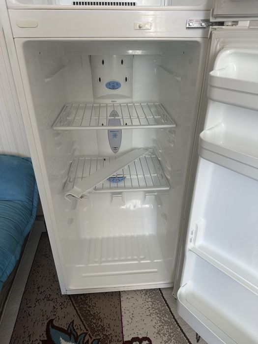 продам Холодильник LG