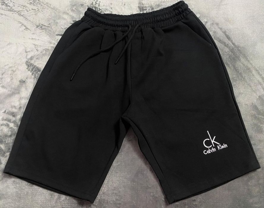 Vând pantalon nou de bărbați