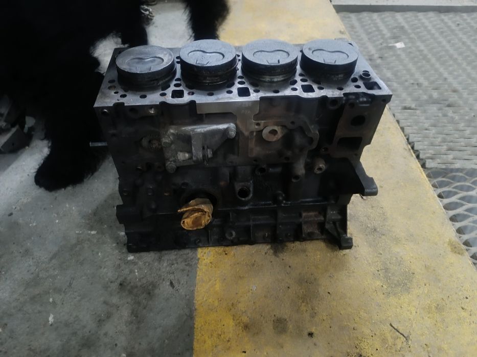 Продаем запчасти