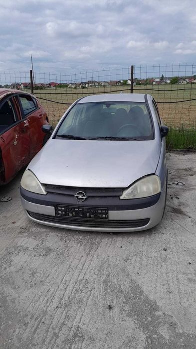 Vand bara fata, capota, faruri, aripi  Opel Corsa C