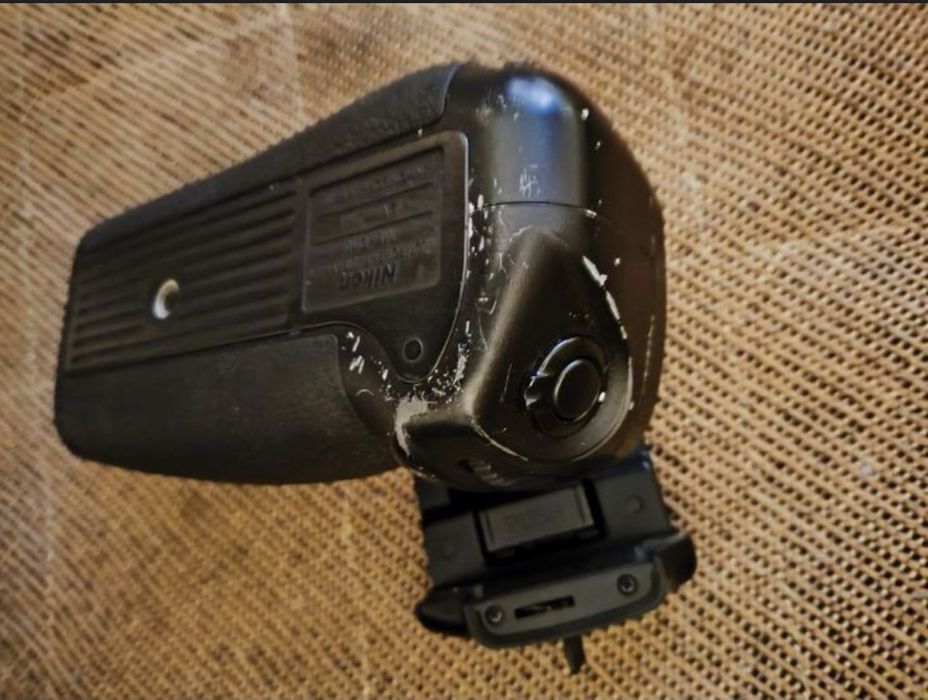 Grip cu baterie camera foto Nikon D90, D300, D700