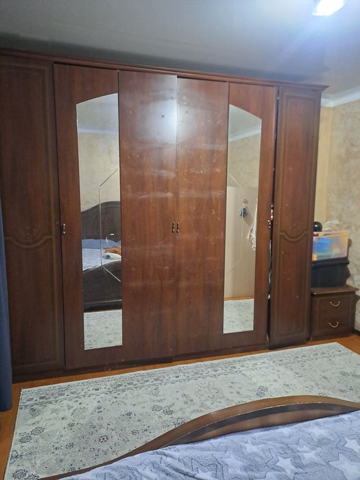 Спальный гарнитур