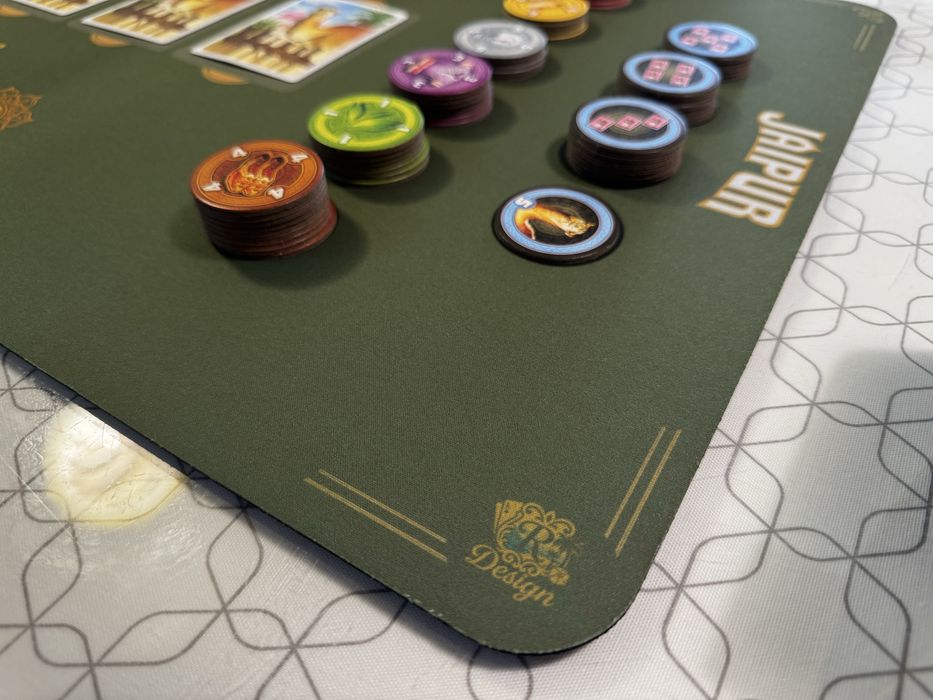 Vand playmat cu design personalizat