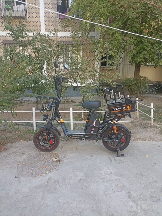 Elektronni moped