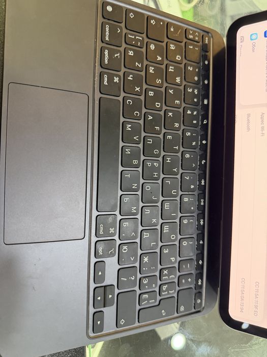 Ipad pro 11 m4 256 как новый с кейборд