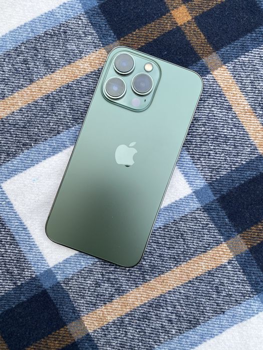 Обменяю Iphone 13 pro на машину