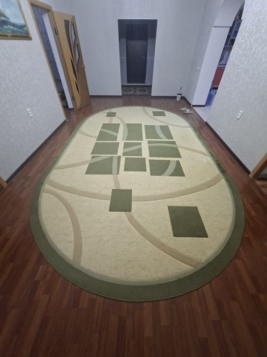 Продаю большой ковёр