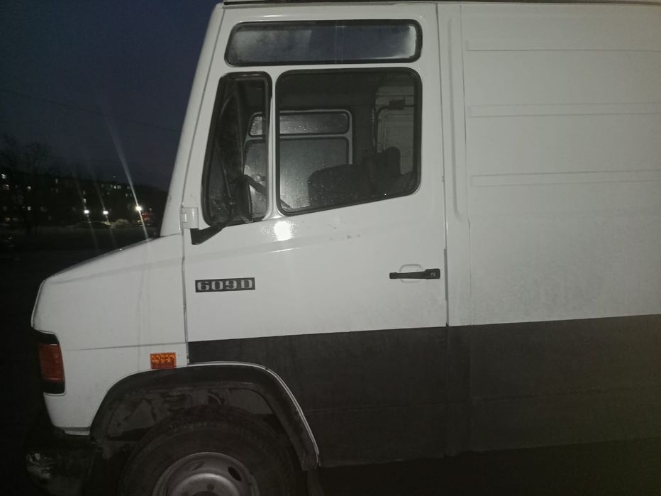 мерседес 609 сатылады