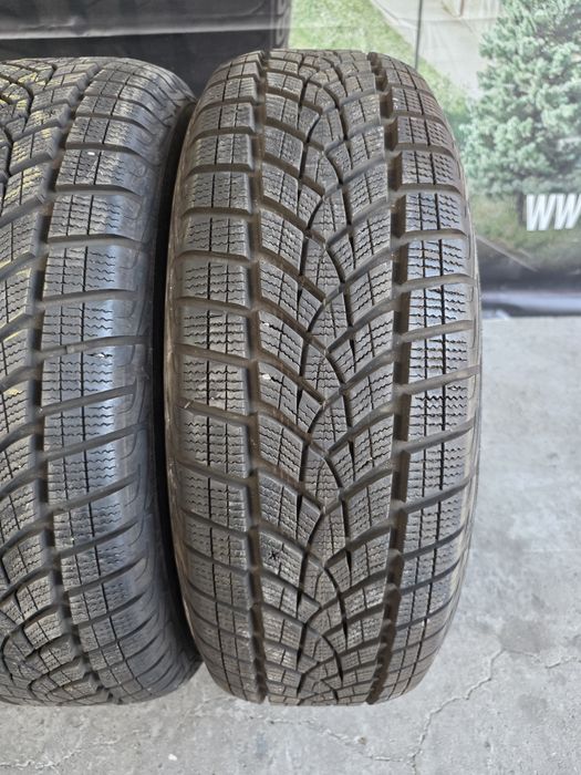 225/65/17 GOODYEAR 4бр