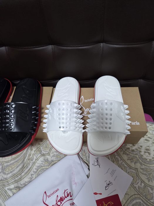 Papuci/șlapi christian louboutin