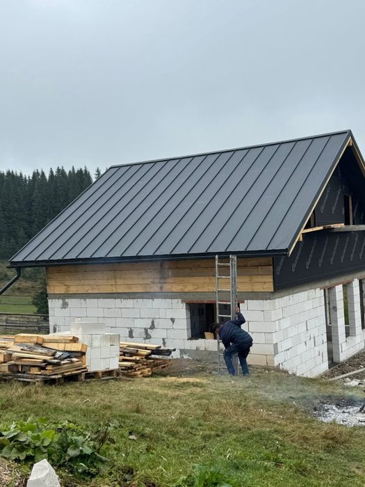 Executam acoperisuri profesionale tabla tigla si reparatii Romania