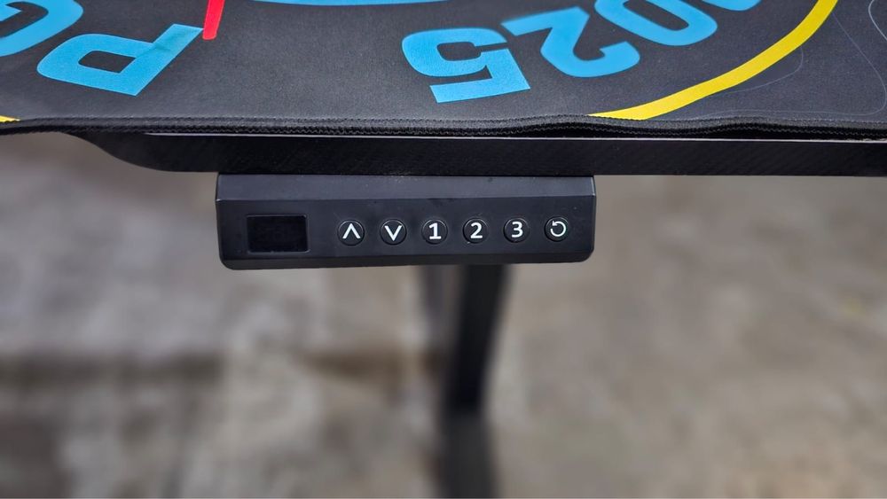 Игровой компьютерный стол 1St player