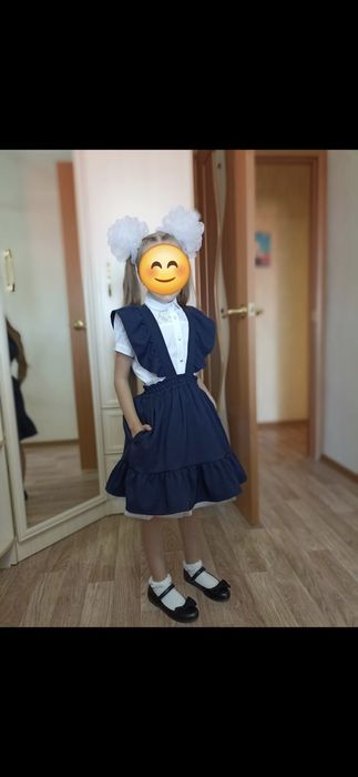 Продам школьный сарафан