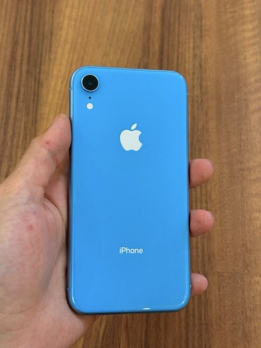 iPhone XR 64GB памяти