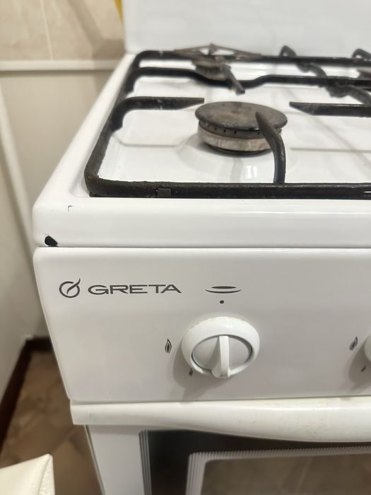 Продам газ плиту и стол