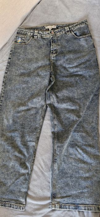 Продам джинсы мужские