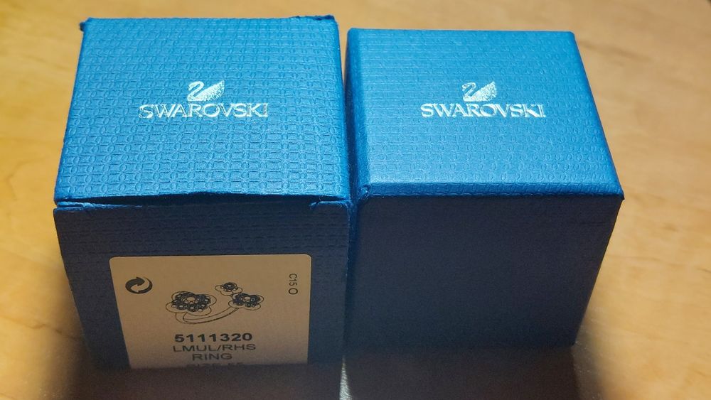 Кольцо от Swarovski.  Оригинал!