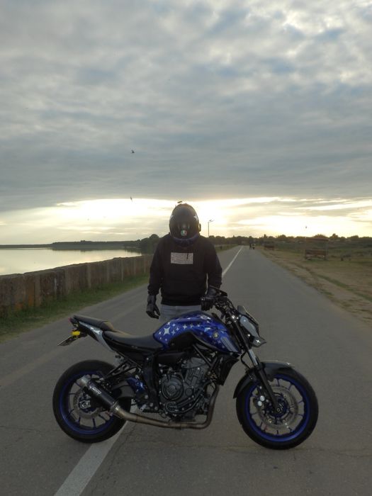 Vand Yamaha MT-07 Limitat A2(acte) si evacuare trecuta in talon