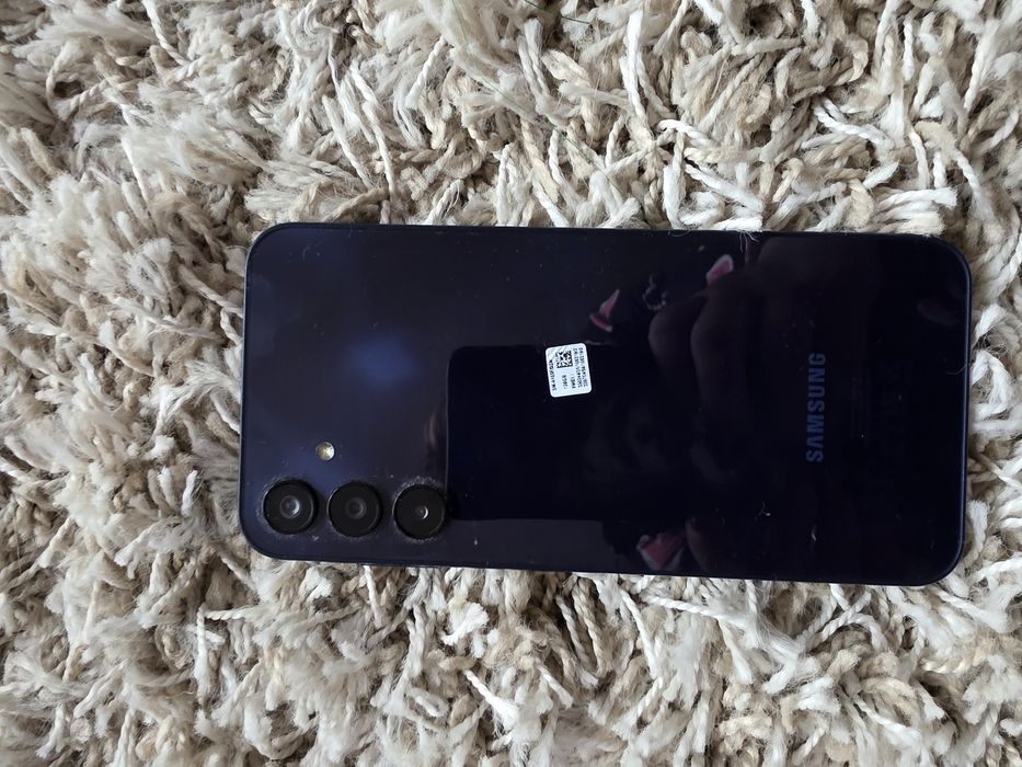 Samsung  galaxy нов